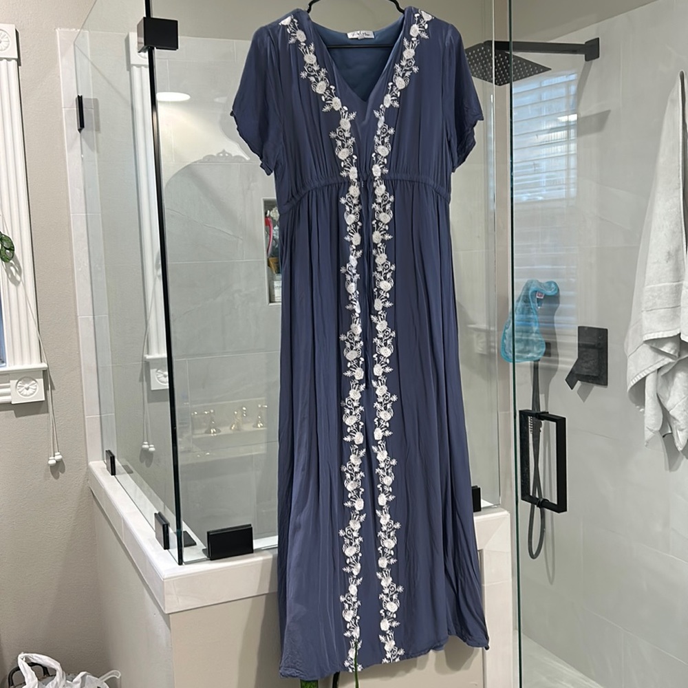 Blue maxi